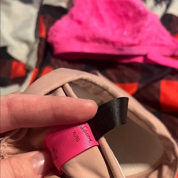 Women’s Seamless Nude T-Shirt Bra - Comfortable Support - Picture 2 of 3
